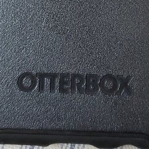 Otterbox S10+